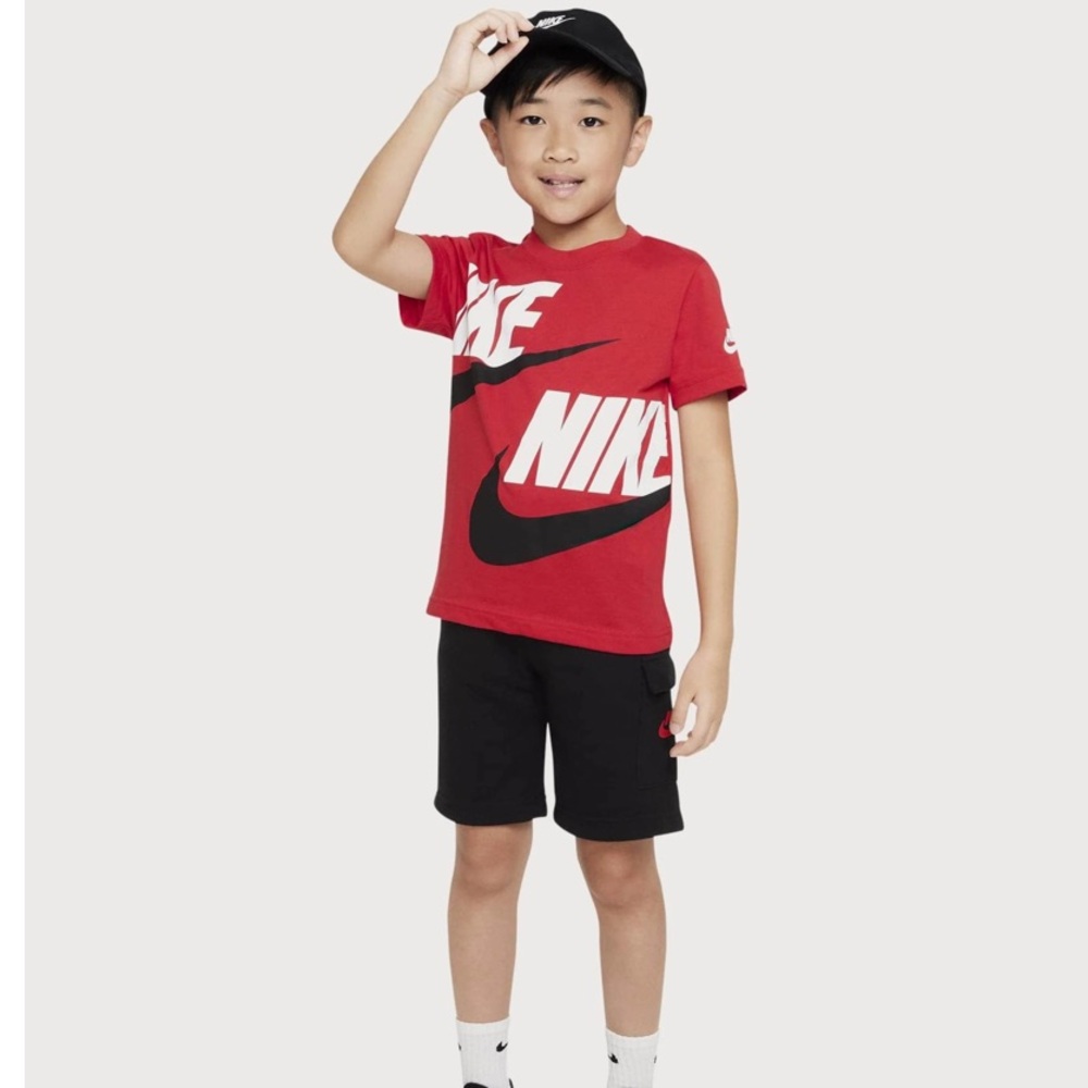 New Nike 2 Piece Set Shirt & Shorts ~ Red, Black , White ~  Size 2T